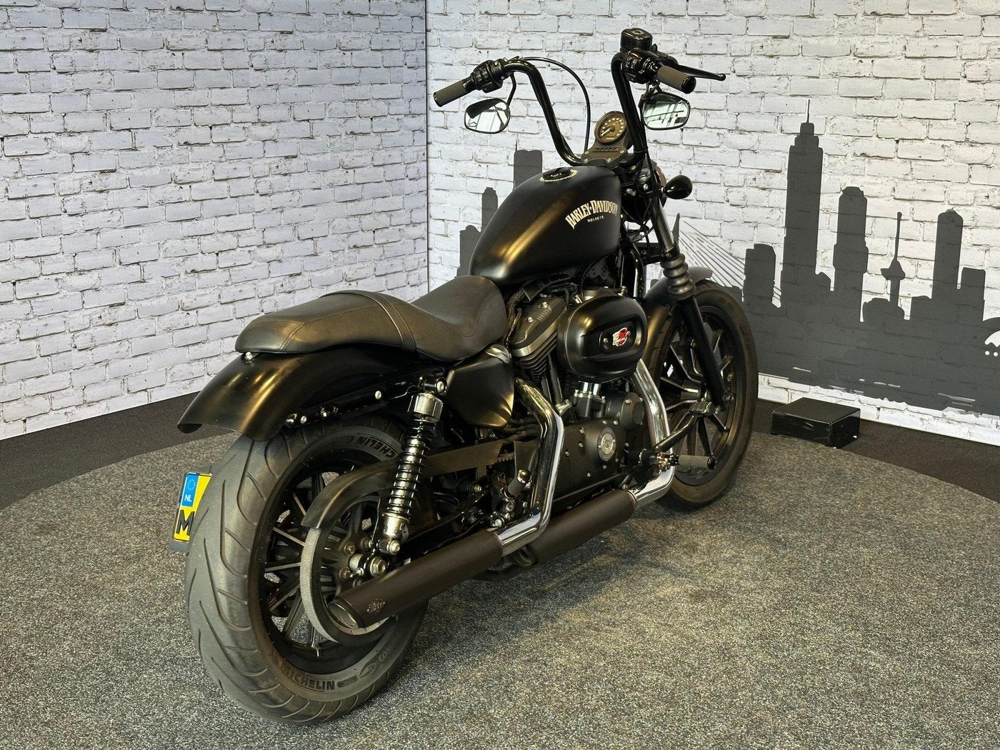 Harley-Davidson IRON 883 (bj 2014), Motoren, Laan van Vredenoord 33
2289 DA  RIJSWIJK, NL, 883 cc, Overig, Sales@harleydavidsonrotterdam.nl