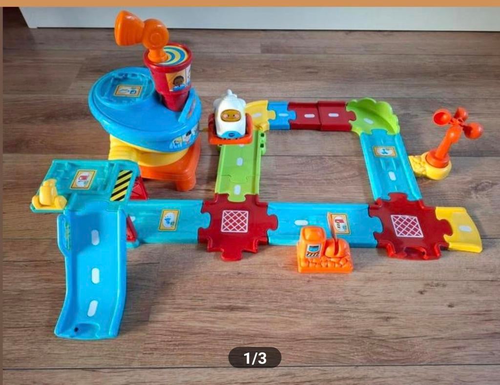 Vtech Toet Toet Auto's Vliegveld en Wasstraat, Ophalen of Verzenden, 2 tot 4 jaar