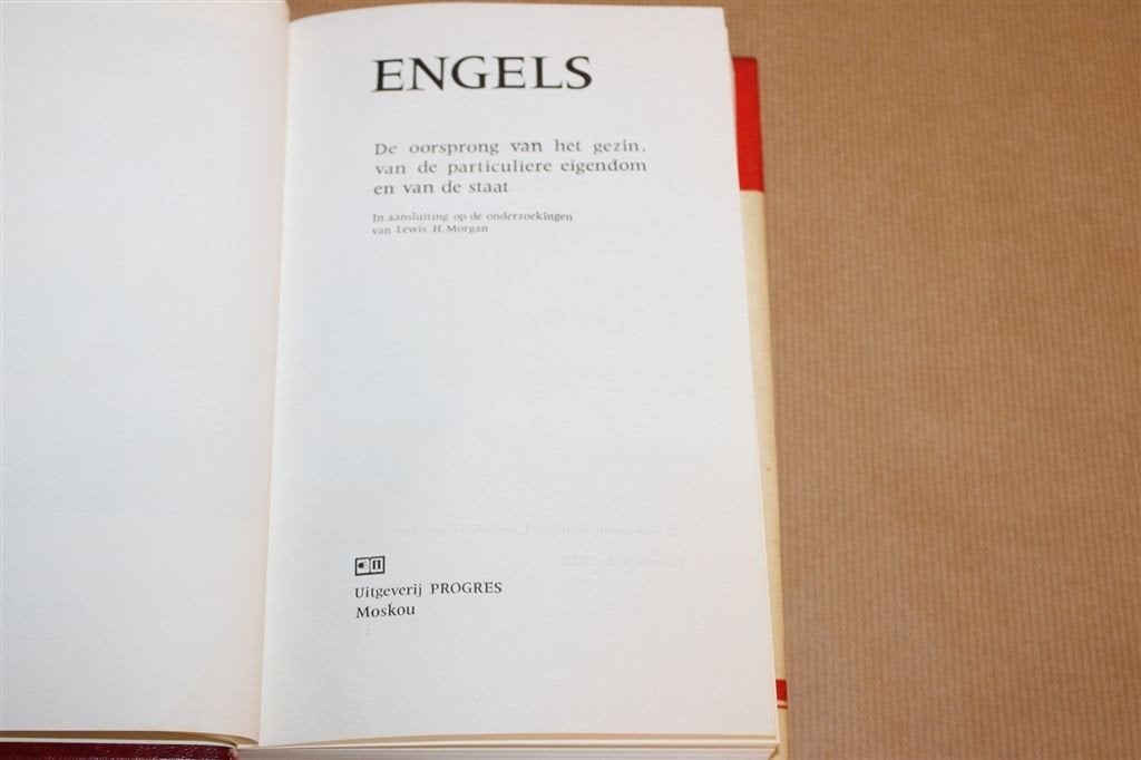 Oorsprong Gezin en Staat — Engels — Politiek en Samenleving, Ophalen of Verzenden, Gelezen, Azië