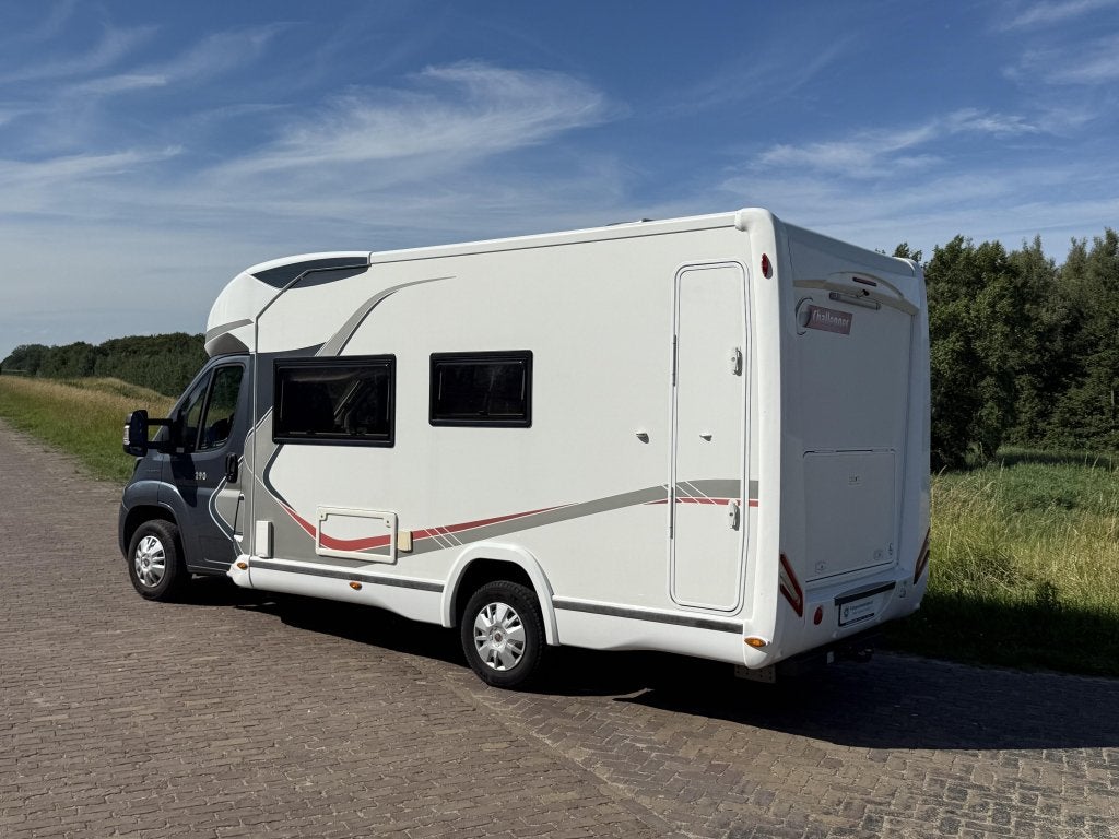 Challenger Mageo 290 Automaat, Hefbed, Luchtvering, Automaat, Chemisch toilet, Afzuigkap, 6 tot 7 meter