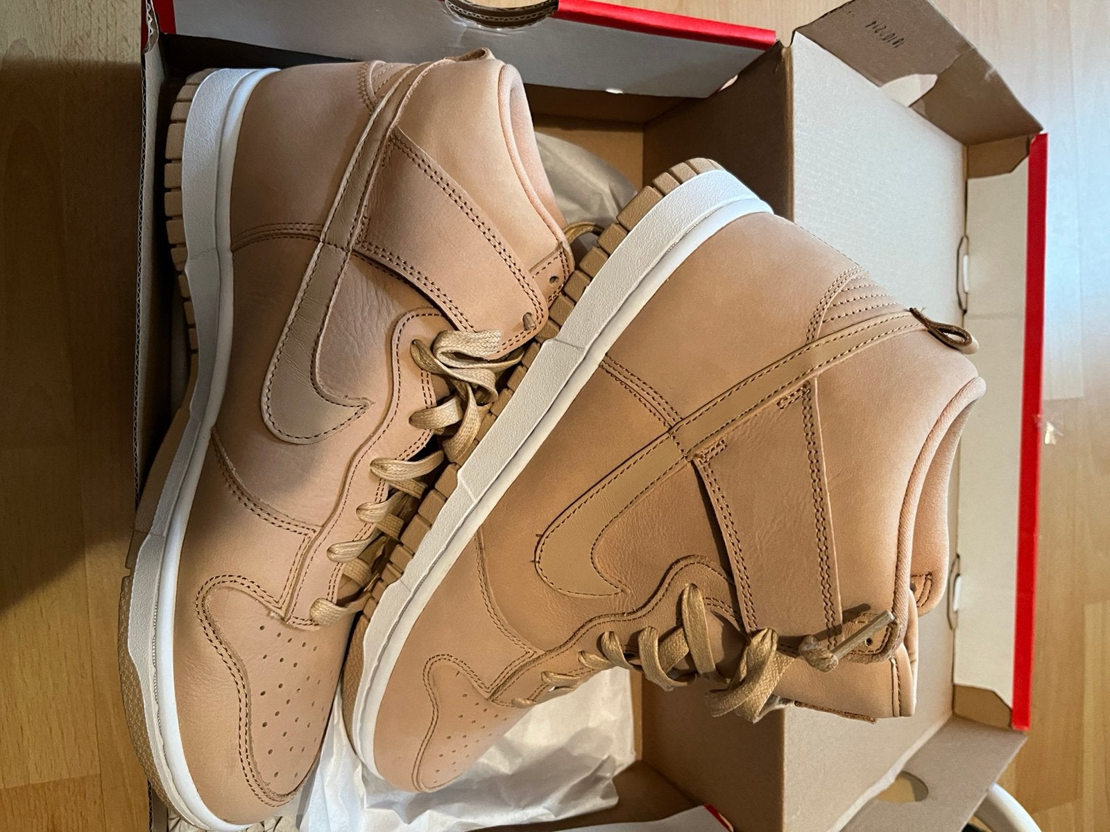 Nike dunk high bruin beige vachette maat 42 unisex nieuw, Ophalen of Verzenden, Nieuw, Beige, Sneakers of Gympen