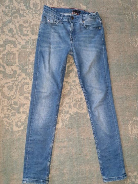 Nieuwe Tommy Hilfiger Skinny Jeans - Maat 152 🌱, Kinderen en Baby's, Kinderkleding | Maat 152, Broek, Nieuw, Ophalen of Verzenden