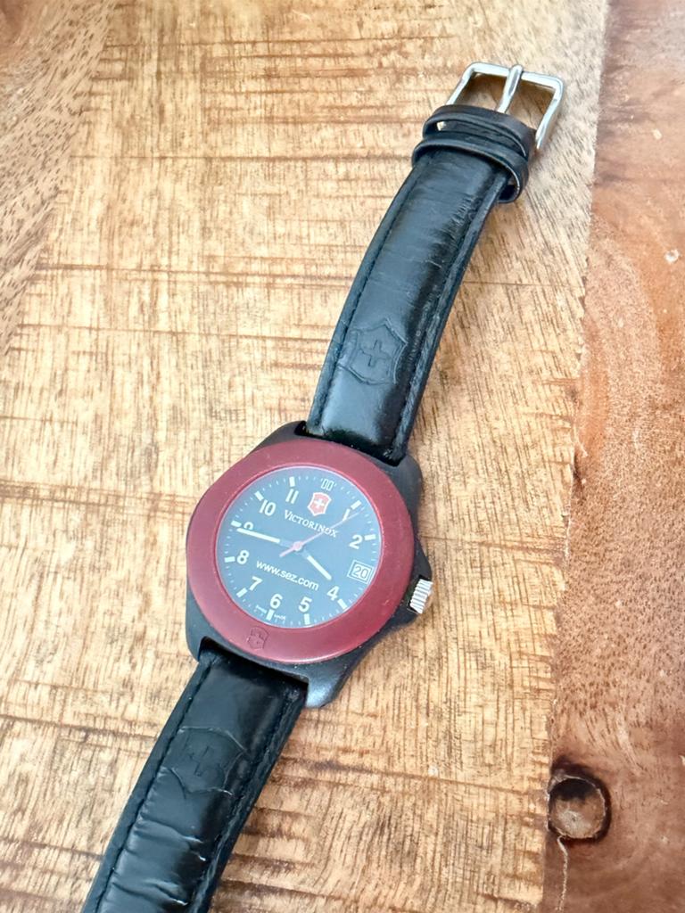 Victorinox horloge, Sieraden, Tassen en Uiterlijk, Horloges | Heren, Overige merken, Leer, Polshorloge, Ophalen of Verzenden
