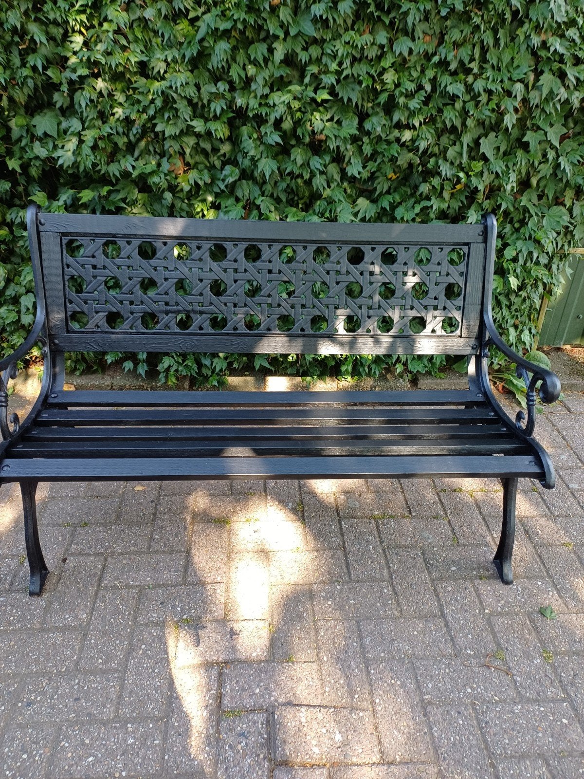 Tuinbank met gietijzeren zijkanten en rugdeel., Tuin en Terras, Ophalen, Gebruikt, Metaal