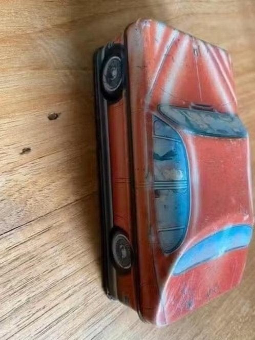 Blikje auto Ian Logan 1984 ( english carlectables ), Ophalen of Verzenden, Gebruikt, Overige, Overige merken