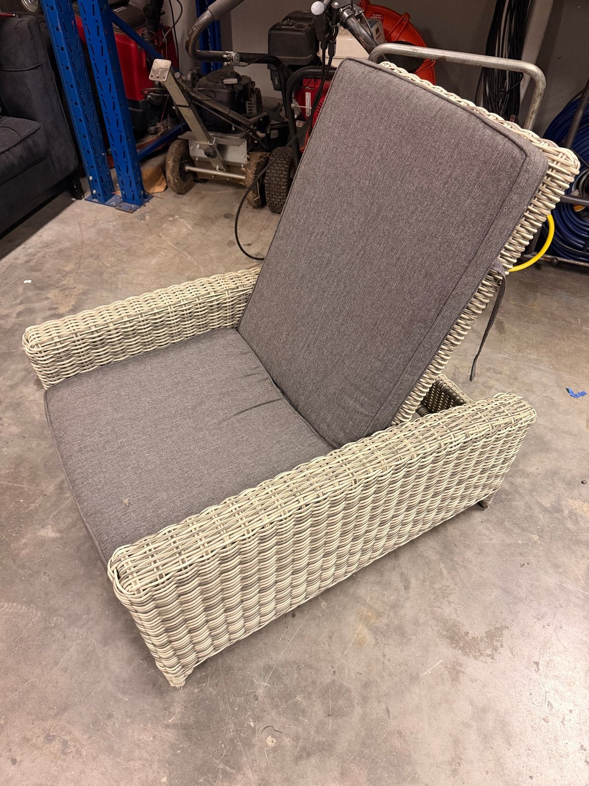Comfortabele verstelbare relax tuinstoel met kussens, Ophalen of Verzenden, Gebruikt, Wicker, Verstelbaar