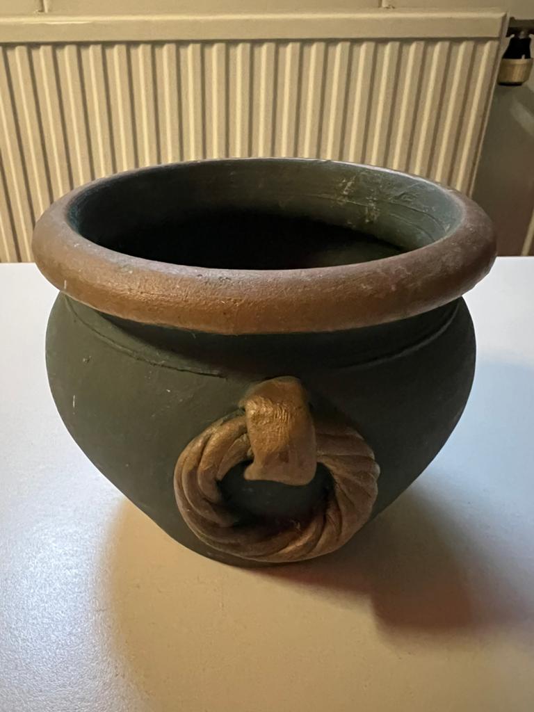 Mooi vintage oud ”Vogue” aardewerk gedraaid potje met 2 oren, Antiek en Kunst, Antiek | Keramiek en Aardewerk, Ophalen of Verzenden