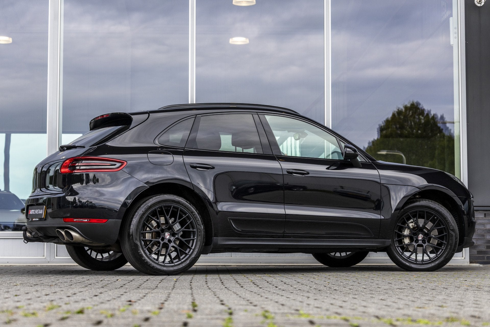 Porsche Macan 3.0 S Sport Chrono | Pano | NL auto (bj 2017), Auto's, 12 maanden, Gebruikt, Bi-Xenon koplampen, Bedrijf