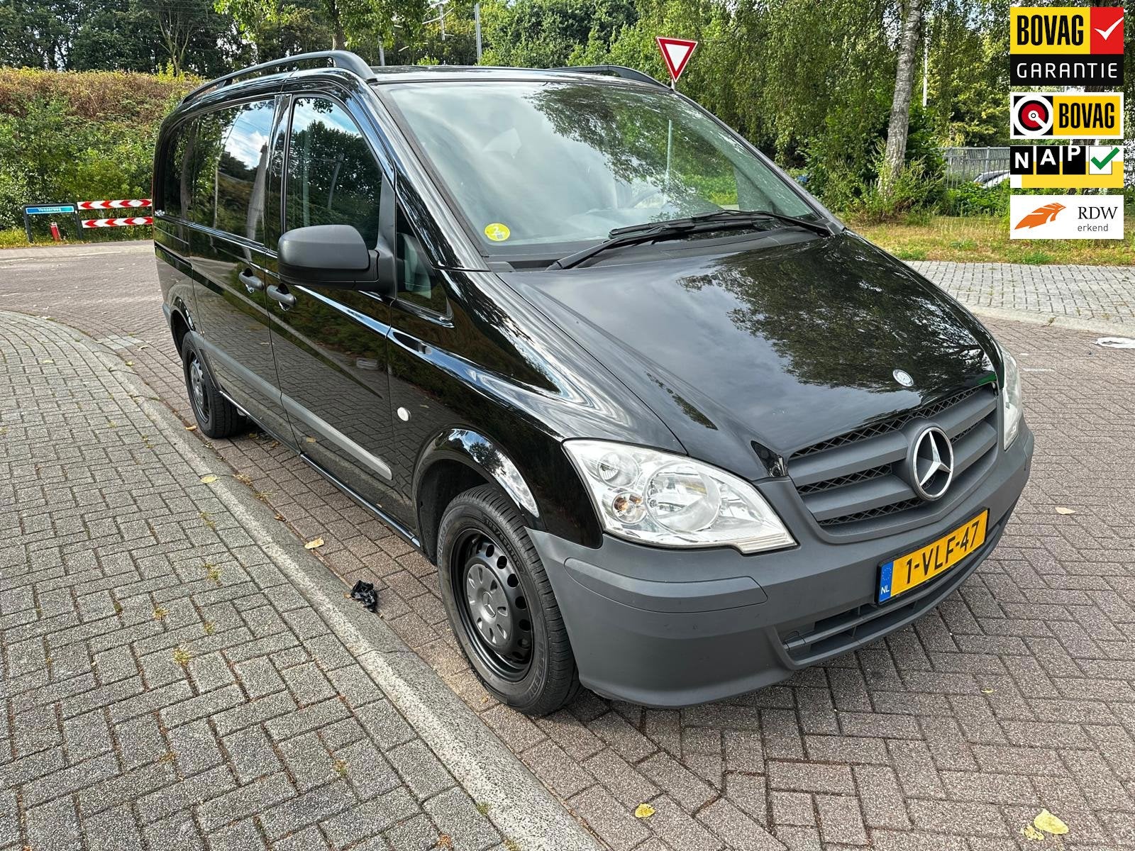 Mercedes-Benz Vito 110 CDI 320 Lang, Auto's, 13 km/l, Euro 5, Gebruikt, Zwart