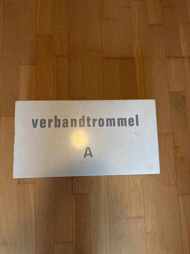 Verbandtrommel groot metaal Almedi Doorn, Ophalen