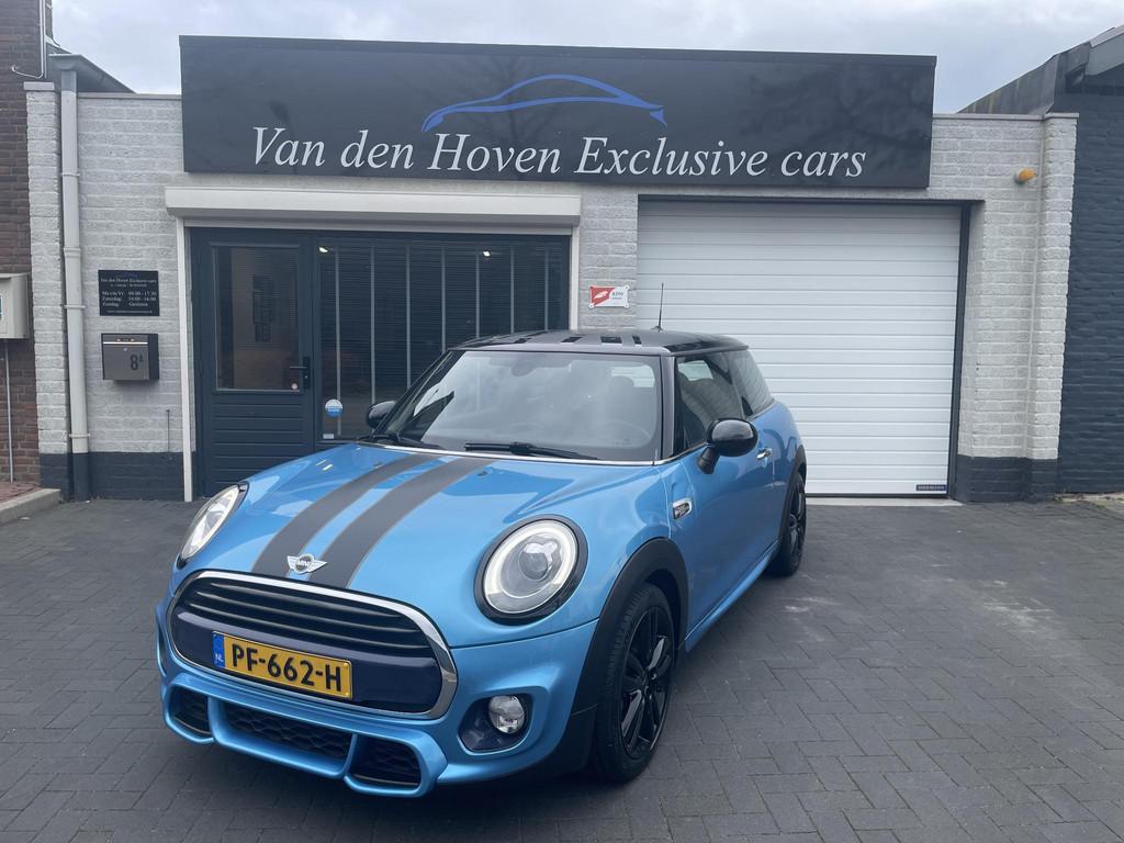 Mini Mini 1.5 Cooper Chili Serious Business JCW pakket, Voorwielaandrijving, 136 pk, Gebruikt, Leder en Stof