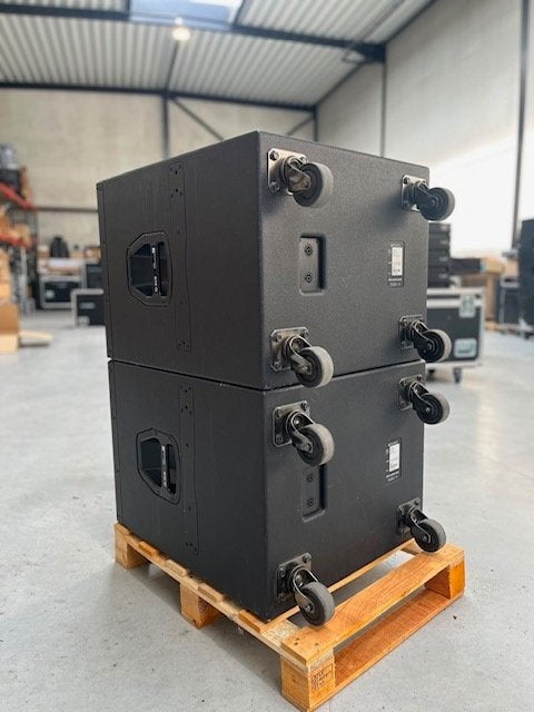 d&b audio Qsub, Ophalen, Gebruikt, Audio