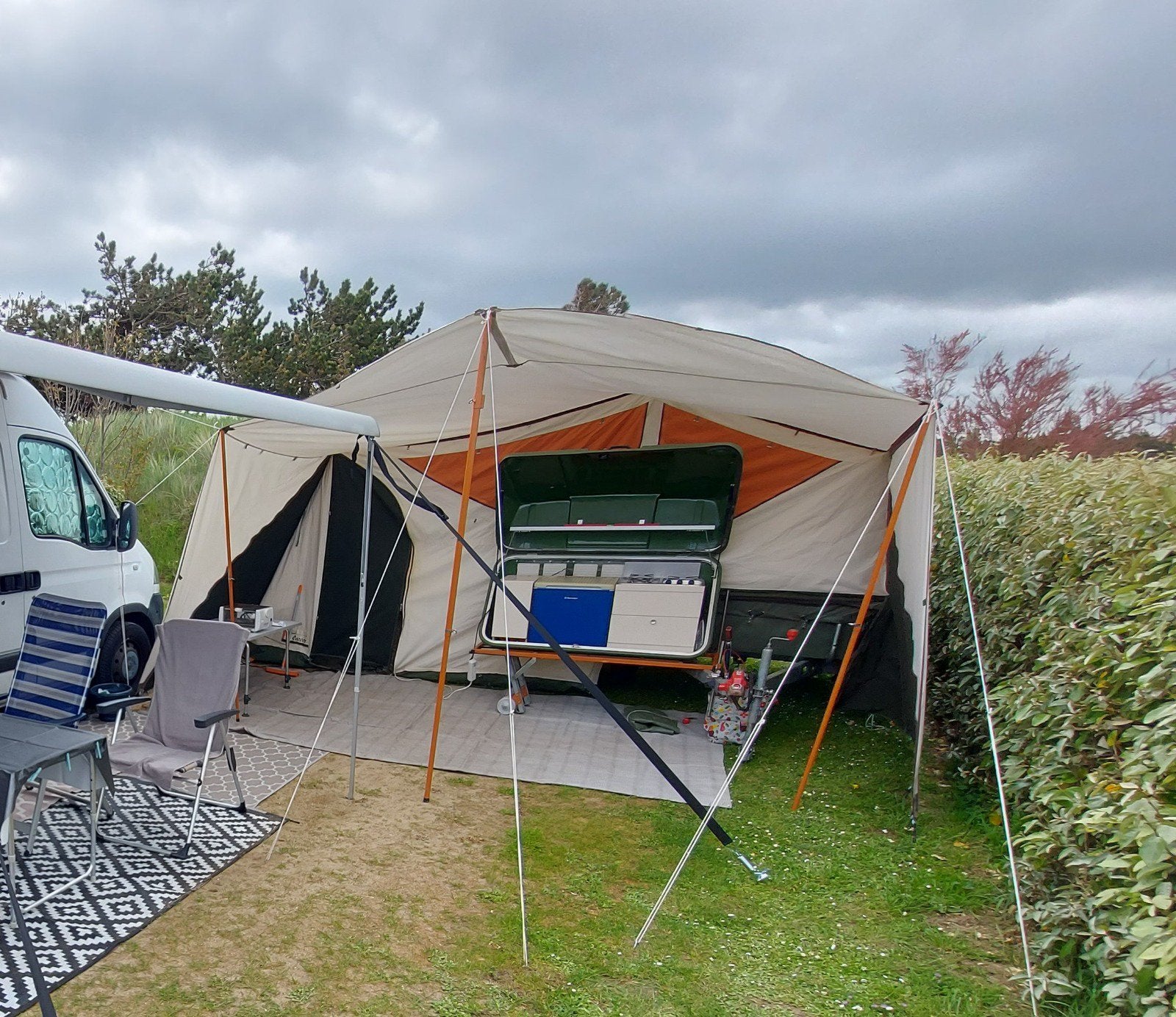 Compl. Holtkamper Cocoon XL 2014 incl over te nemen stalling, Ophalen, Beige, Aanwezig, Holtkamper
