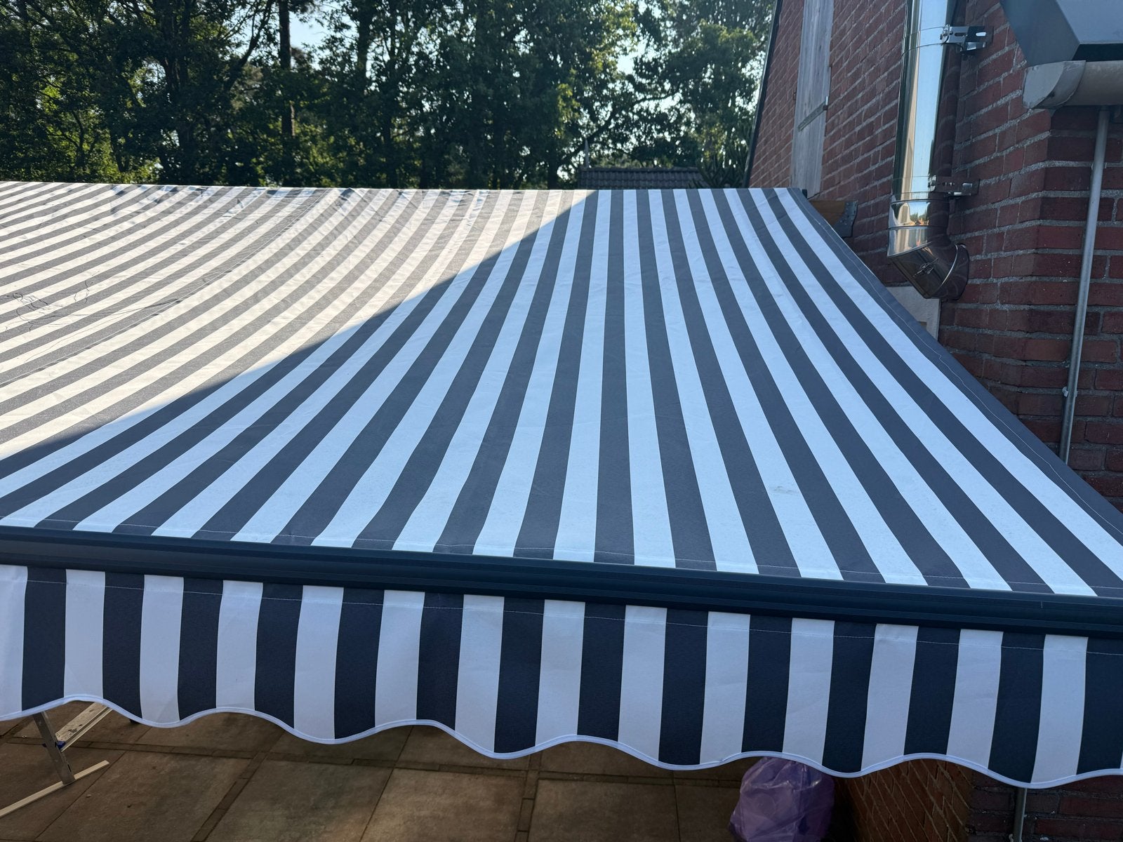 Elektrisch Zonnescherm 400x300 cm met afstandsbediening, Tuin en Terras, Zonneschermen, Nieuw, Knikarmscherm, 300 cm of meer, 250 cm tot 450 cm