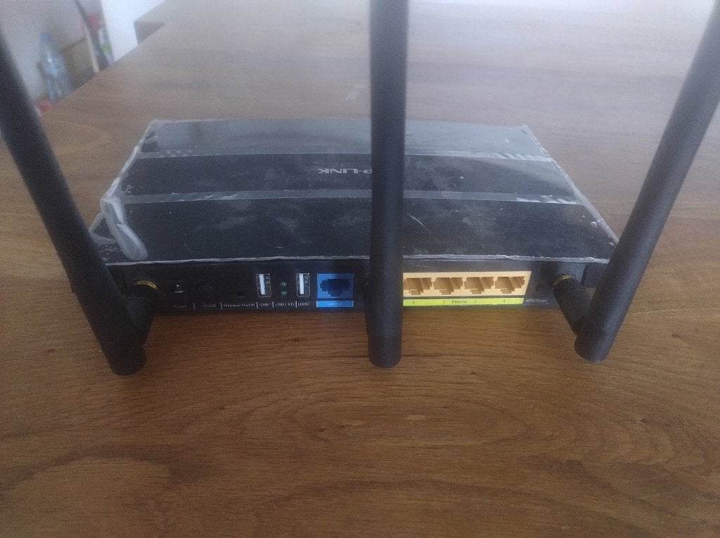 Wifi ROUTER TP-LINK-AC1200, Computers en Software, Ophalen of Verzenden, Zo goed als nieuw, Router met modem, TPLink