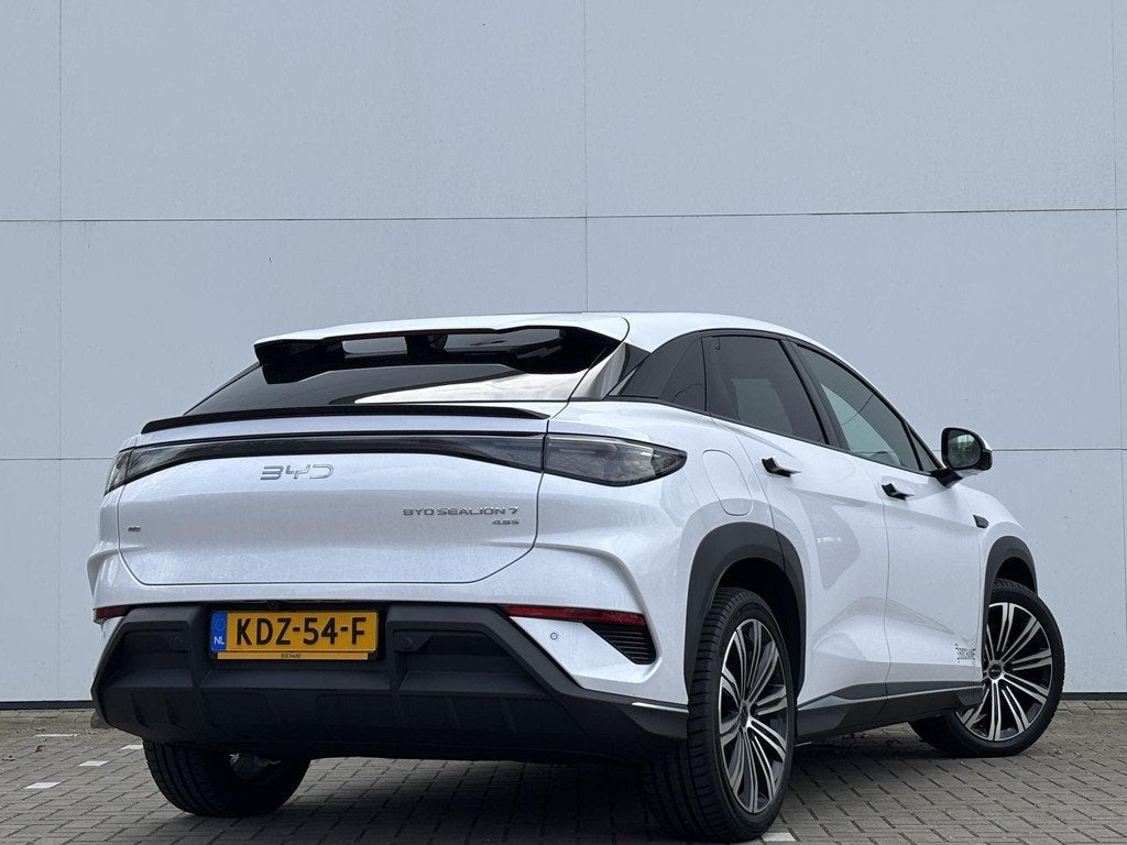 BYD SEALION 7 Design AWD 82.5 kWh | Panoramadak | 360 Camera, Auto's, BYD, Automaat, 32 min, Wit, Origineel Nederlands