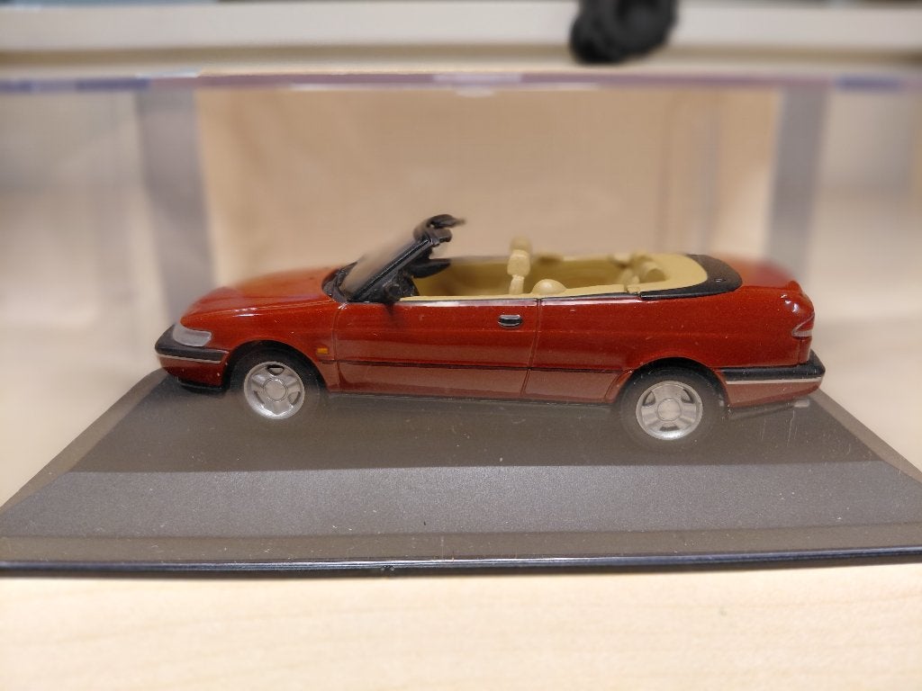 Saab 900 Convertible Modelauto - Rood, Ophalen, Zo goed als nieuw, Auto, MiniChamps