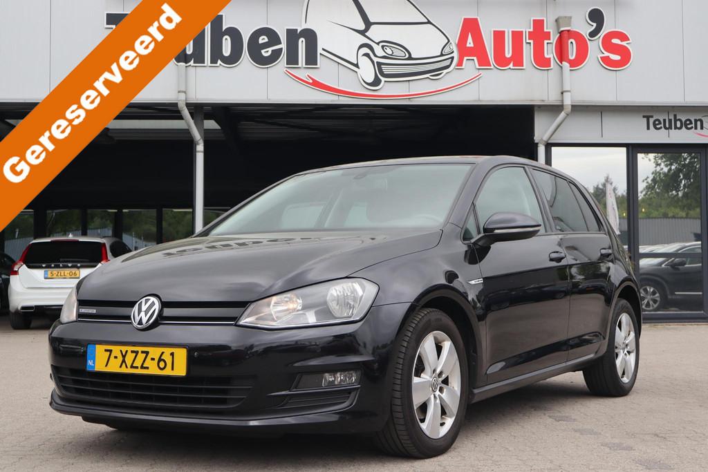 Volkswagen Golf 1.6 TDI Comfortline BlueMotion | Navigatie |, Voorwielaandrijving, Euro 5, Stof, Gebruikt