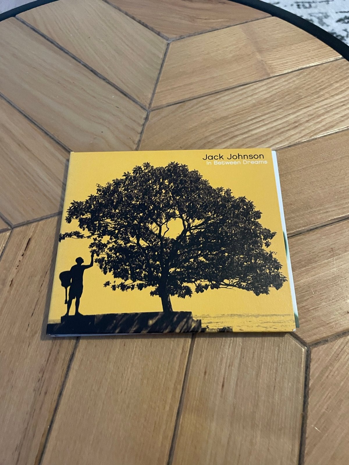 Jack Johnson - In Between Dreams CD, Ophalen of Verzenden, Zo goed als nieuw, Inclusief boekje, Singer-songwriter