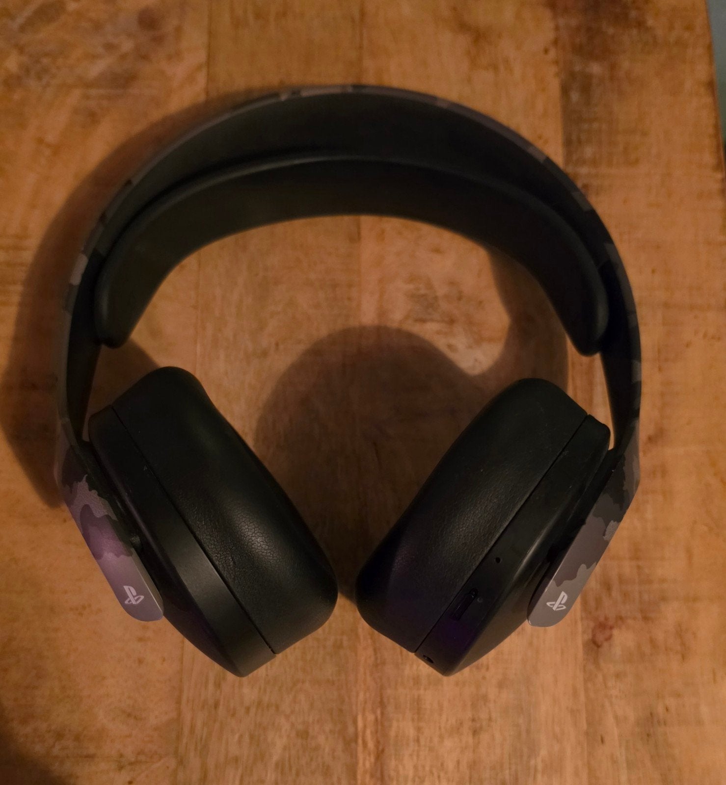 PlayStation Camo Gaming Headset - Draadloos, Gaming headset, Ophalen of Verzenden, Zo goed als nieuw, Draadloos