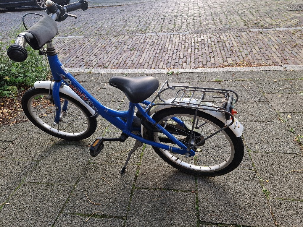 Kinderfiets 18 inch blauw voetbal, Fietsen en Brommers, Terugtraprem, Ophalen, Overige merken, 16 tot 20 inch