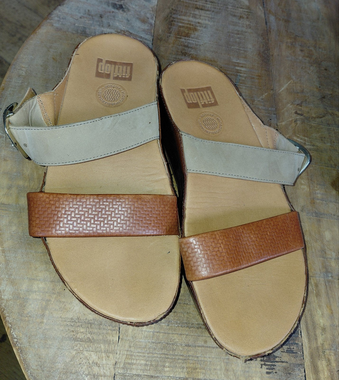 FitFlop sandalen maat 38 - Comfortabel en stijlvol, Kleding | Dames, Bruin, FitFlop, Gedragen, Sandalen of Muiltjes
