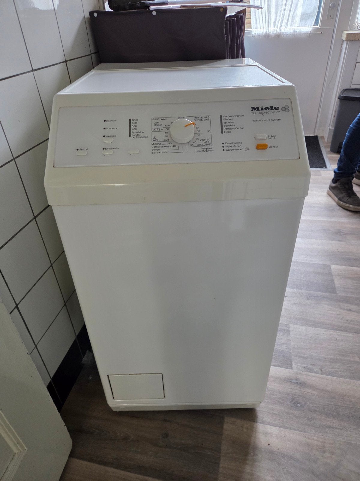 Miele softtronic W162 1200 toeren 5kg bovenlader wasmachine, Ophalen, 1200 tot 1600 toeren, Gebruikt, 4 tot 6 kg