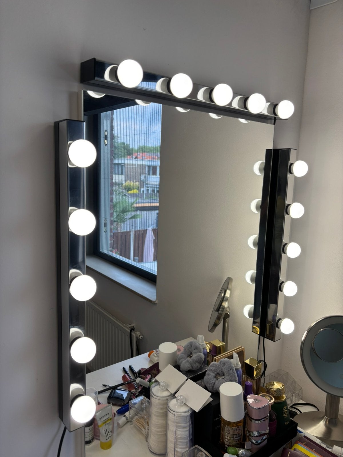 IKEA MAKE UP LAMP PLUS SPIEGEL, Huis en Inrichting, Ophalen, Minder dan 50 cm, Rond, Zo goed als nieuw