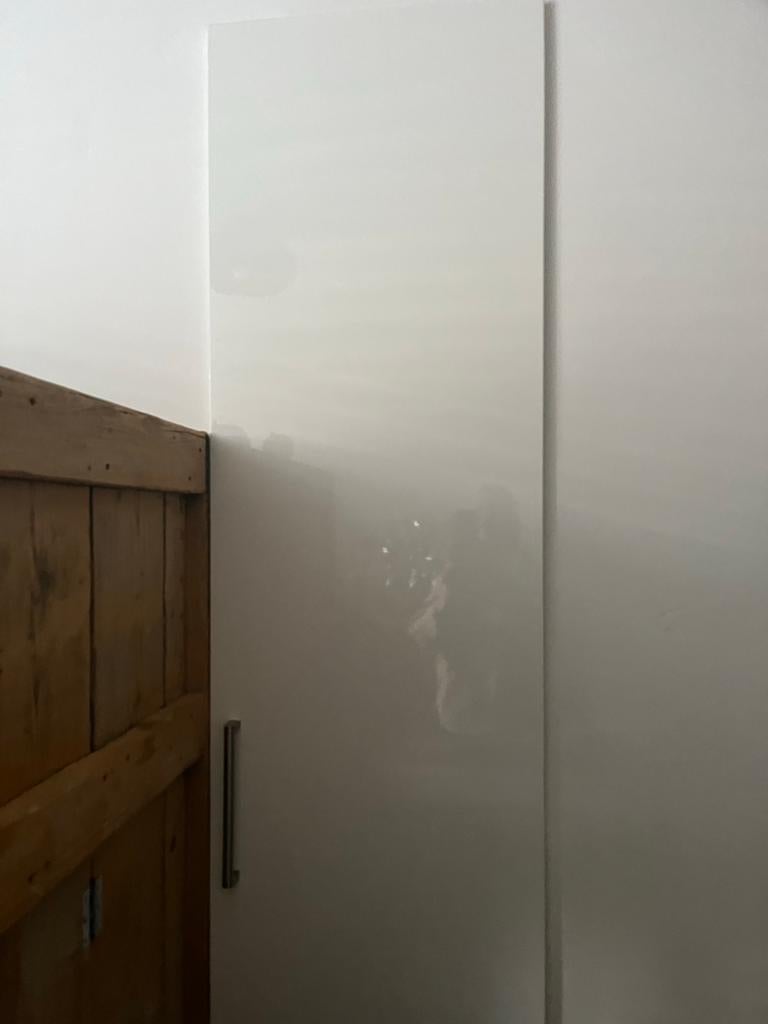 IKEA FARDAL kastdeur 229x50 hoogglans wit met KALLROR greep, Huis en Inrichting, Kasten | Kledingkasten, Ophalen, Minder dan 50 cm