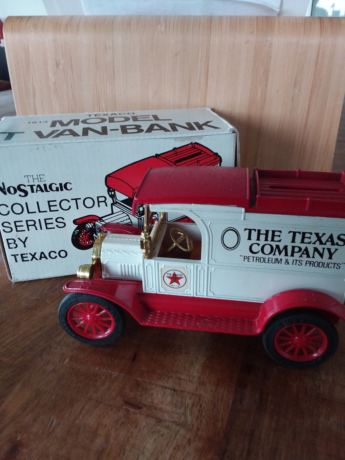 Texaco 1913 Model T Van-Bank spaarpot - The Texas Company, Ophalen of Verzenden