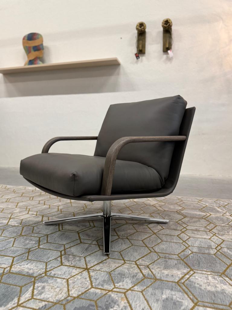 Nieuw Leolux Kudo Draai fauteuil grijs leer design stoel, Leolux, Nieuw, Ophalen of Verzenden, 50 tot 75 cm