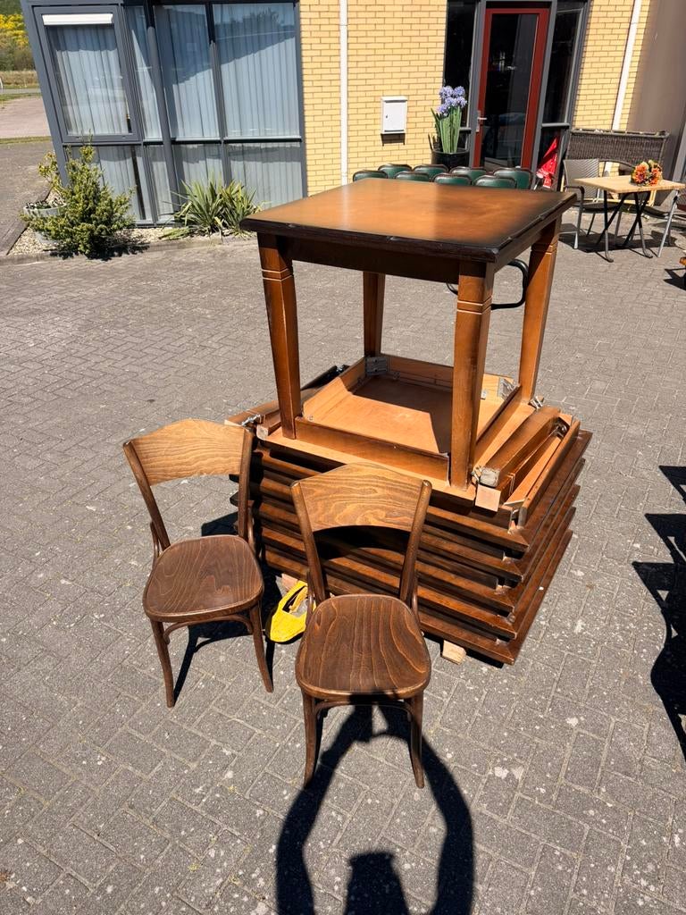 Eettafels 80x80 en 120x80 antiek look tafels cafe bar kroeg, Huis en Inrichting, Tafels | Eettafels, Gebruikt, Cafe bar kroeg retro vintage bistro klassiek