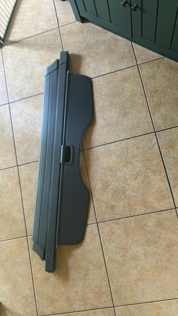 Hoedenplank intrekbaar Ford Focus 2009, Ophalen, Ford
