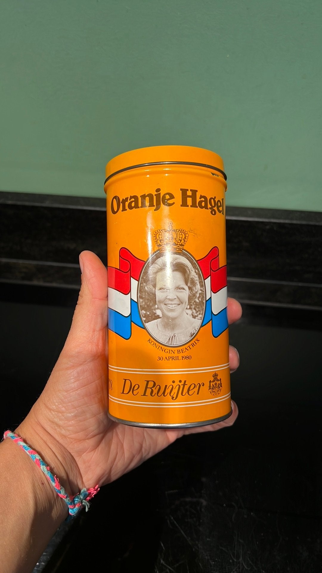 De Ruijter oranje hagel oud blikje/ juliana 1980, Verzamelen, Ophalen of Verzenden, Zo goed als nieuw, Overige