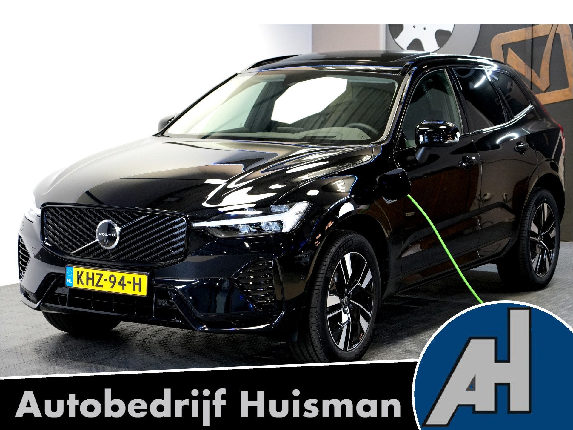 Volvo XC60 2.0 T8 AWD 335kW/456pk Aut8 Plug-in hybrid Plus D, Auto's, Volvo, Automaat, Dealer onderhouden, Gebruikt, Euro 6