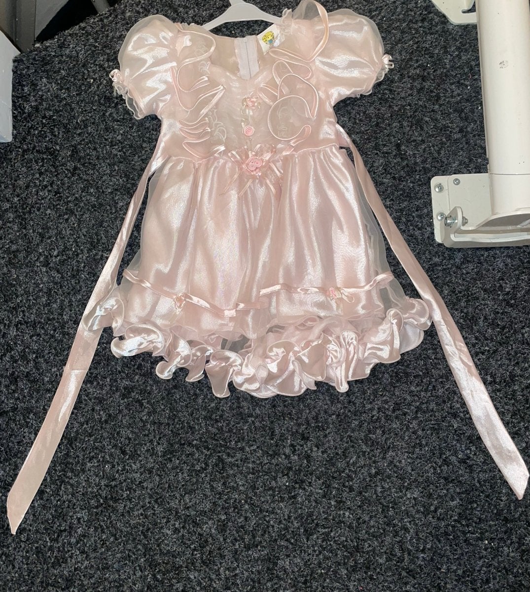Roze Prinsessenjurk / Feestjurk met Kant & Roosjes, Kinderen en Baby's, Ophalen of Verzenden, Zo goed als nieuw, 104 of kleiner