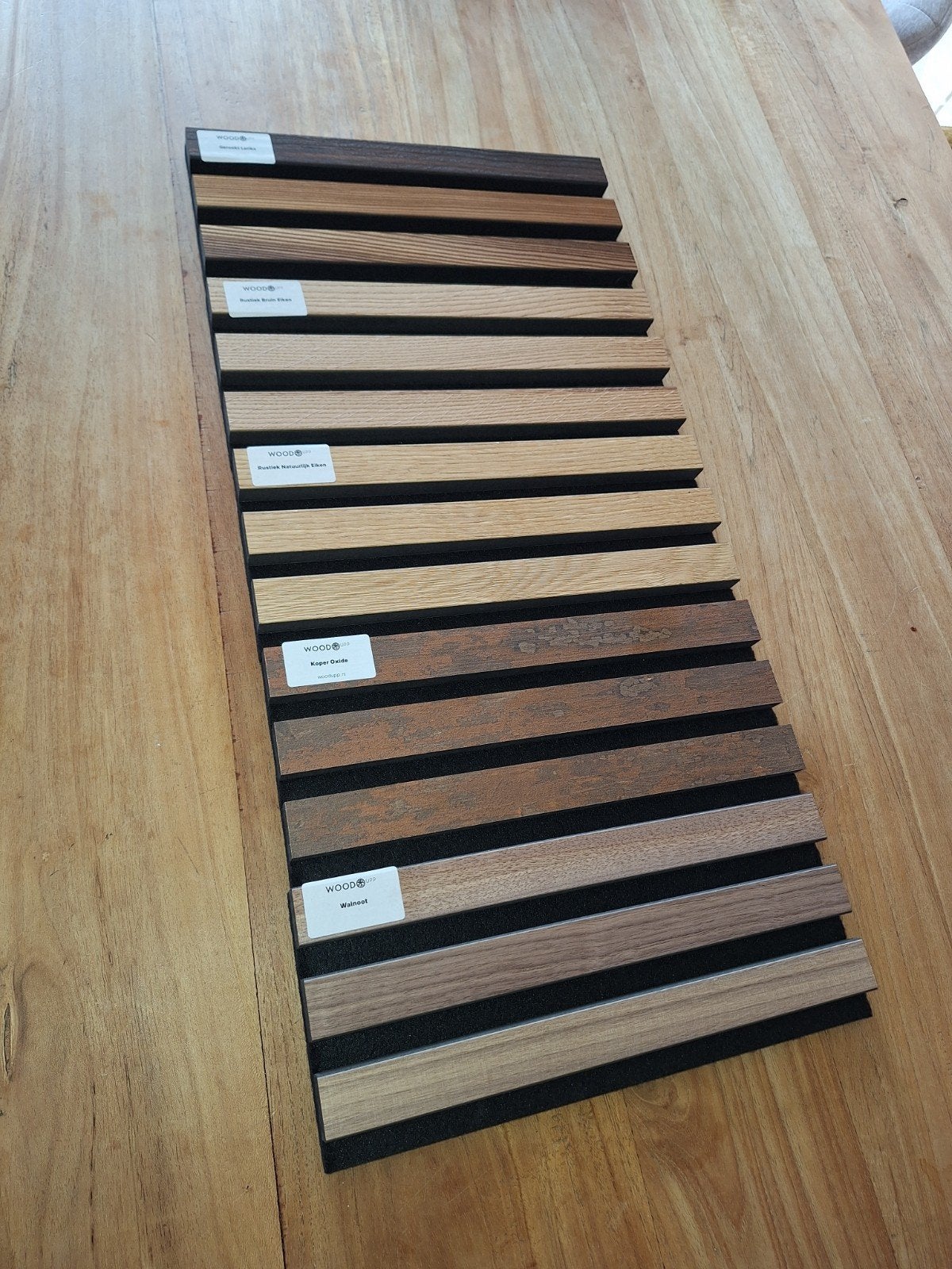 5 kleurstalen van Woodupp, Huis en Inrichting, Stoffering | Behang, Verzenden, Minder dan 10 m², Bruin