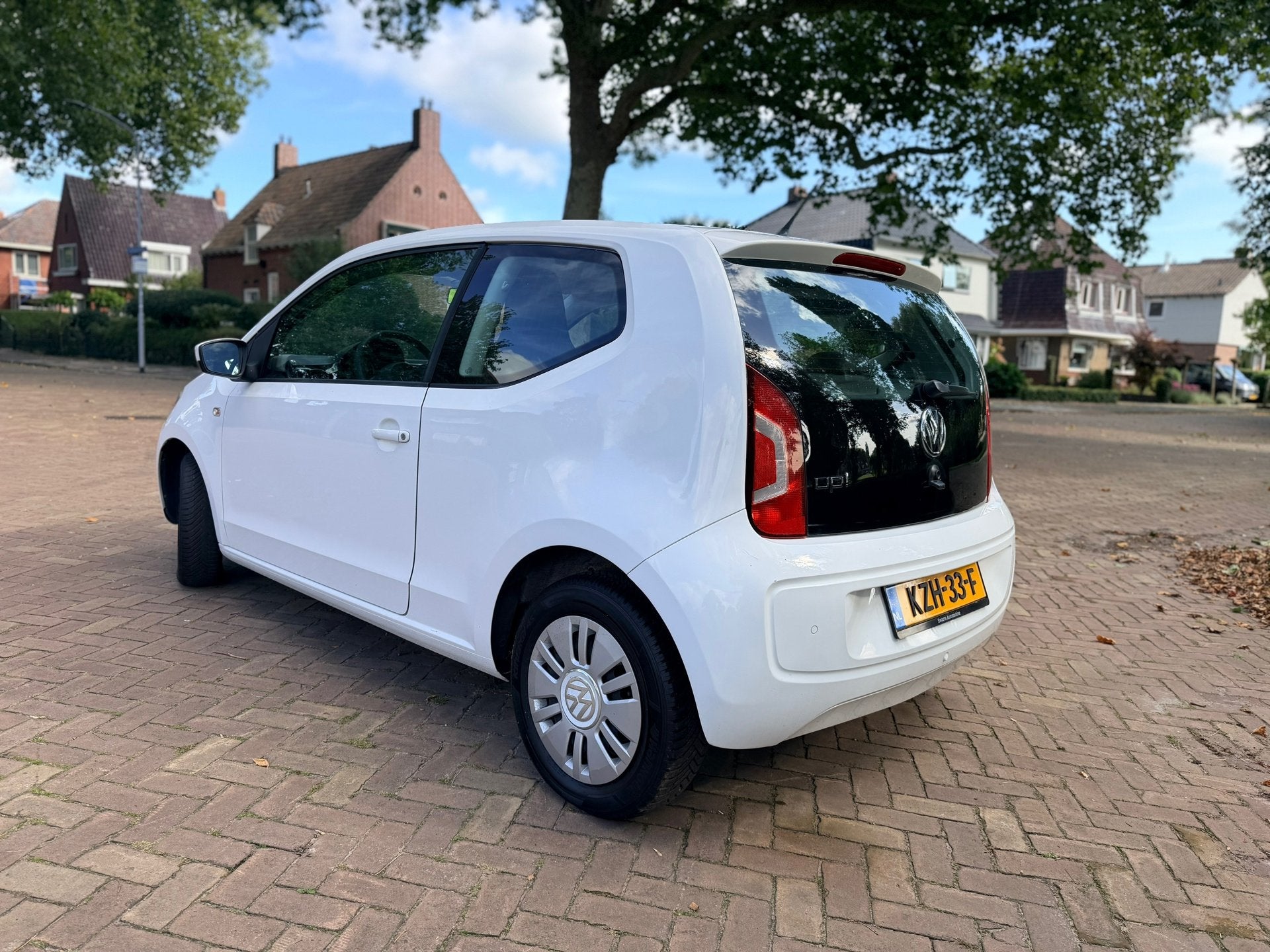 Foto 15 van Volkswagen UP! 1.0 high up! | Airco | Cruise | PDC | 2e eige