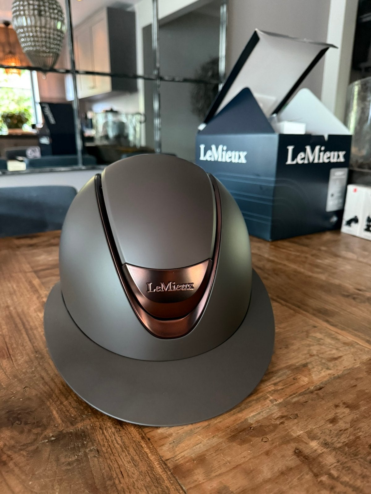 LeMieux cap NIEUW met kaartje en doos, L, Overige merken, Nieuw, Ophalen of Verzenden