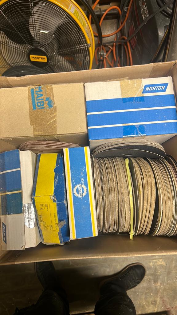 Nieuw schuurpapier voor de kantenschuurmachine, Ophalen of Verzenden, Nieuw, Minder dan 600 watt, Overige typen