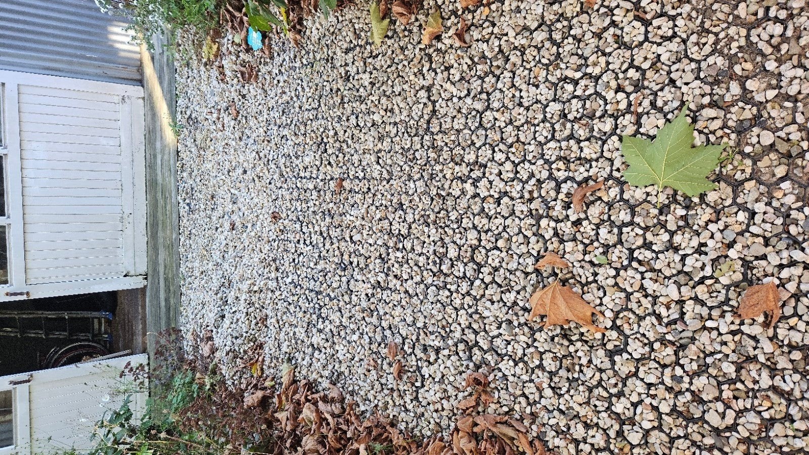 Gratis af te halen: Mooie kiezels voor tuin of oprit, Ophalen, Gebruikt, Multi, Grind
