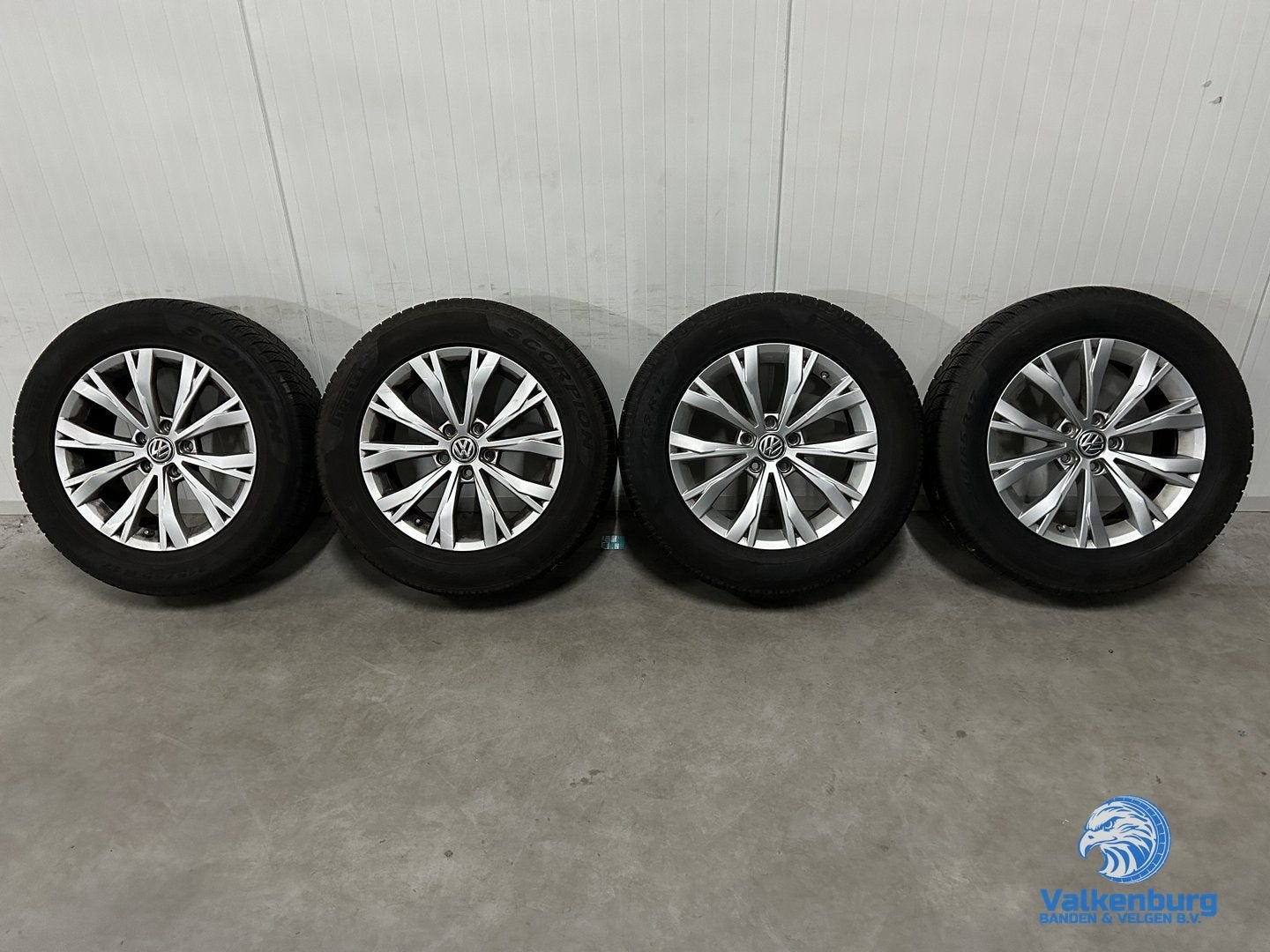 6mm! Originele VW Tiguan II 5NA Montana 17 inch velgen 5x112, Auto-onderdelen, Banden en Velgen, -, -, Banden en Velgen, 17 inch