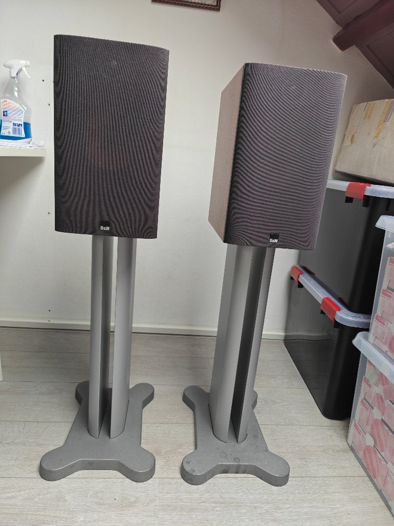 Bowers & Wilkins (B&W) 685 Boekenplank Luidsprekers, Ophalen, Zo goed als nieuw, 60 tot 120 watt, Bowers & Wilkins (B&W)