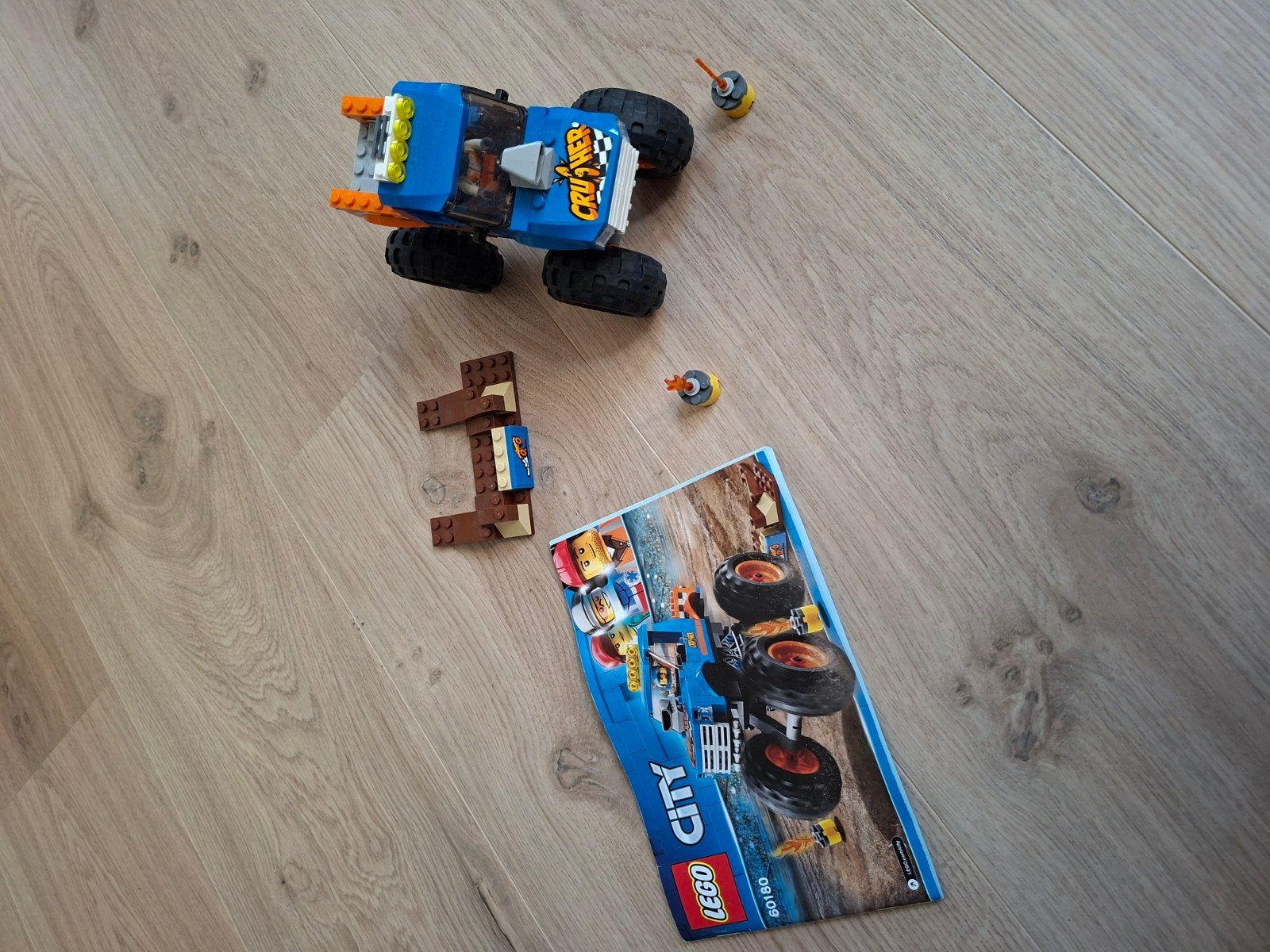 LEGO City 60180 Monster Truck met handleiding, Ophalen of Verzenden, Zo goed als nieuw, Overige merken
