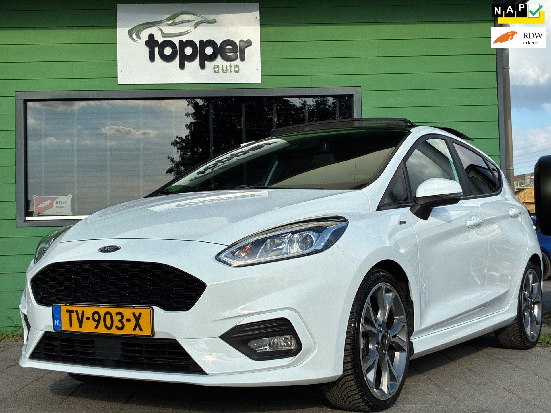 Ford Fiesta 1.0 EcoBoost ST-Line|Panoramadak|Navigatie|Cruis, Auto's, Voorwielaandrijving, Gebruikt, Euro 6, 100 pk