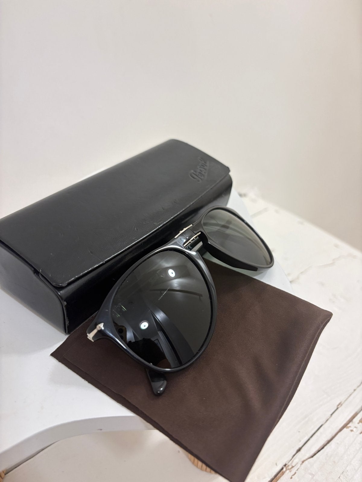 Persol Zonnebril - Zwart, Opvouwbaar, Zo goed als nieuw, Overige merken, Zonnebril, Zwart, Ophalen of Verzenden