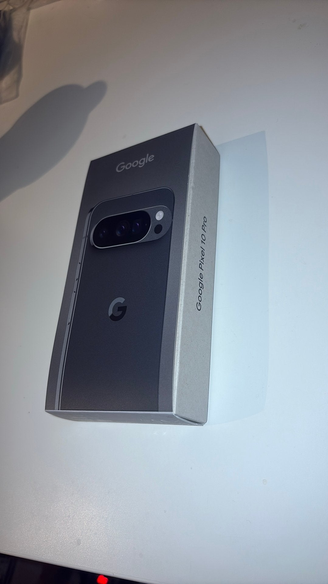 Google Pixel 10 Pro 128GB Zwart NIEUW SEALED + FACTUUR, Telecommunicatie, Overige modellen, Nieuw, Ophalen of Verzenden, Zonder simlock