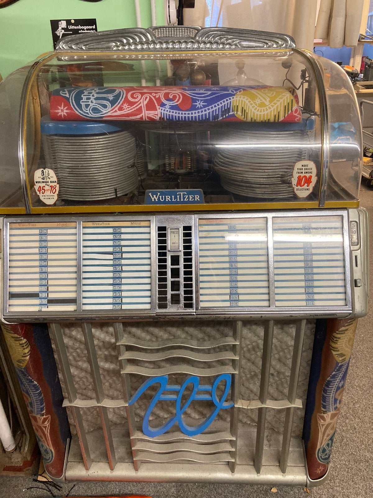 Wurlitzer 1550 2stuks, Ophalen, Zo goed als nieuw, Wurlitzer