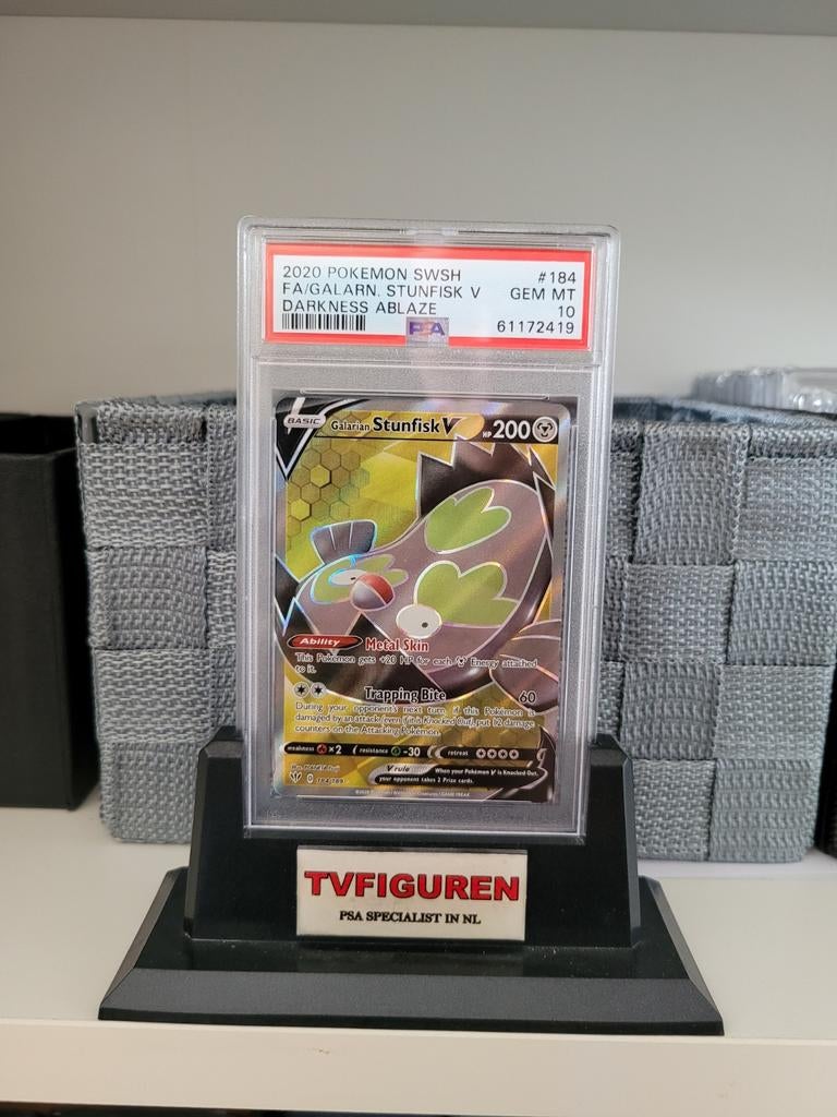 PSA 10 Stunfisk V Full Art Darkness Ablaze Pokemon Kaart, Ophalen of Verzenden
