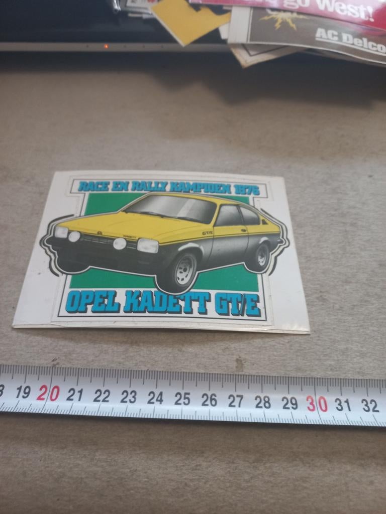 Opel kadett gt/e kampioen 76, Verzamelen, Stickers, Ophalen of Verzenden, Zo goed als nieuw